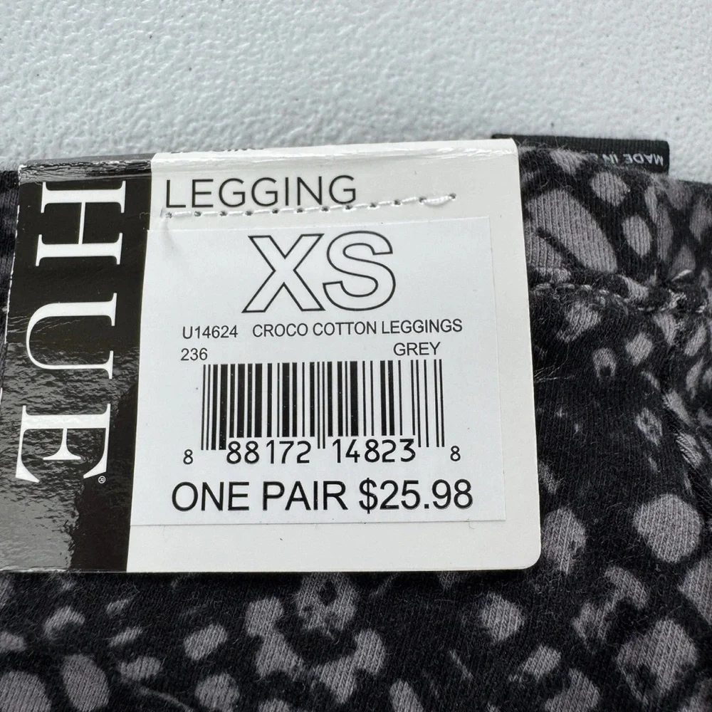 Hue Crocodile Print Cotton Leggings‎ Womens Size XS Black Grey NWT